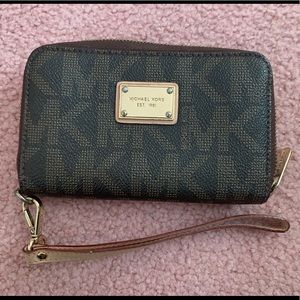 Michael Kors Wristlet
